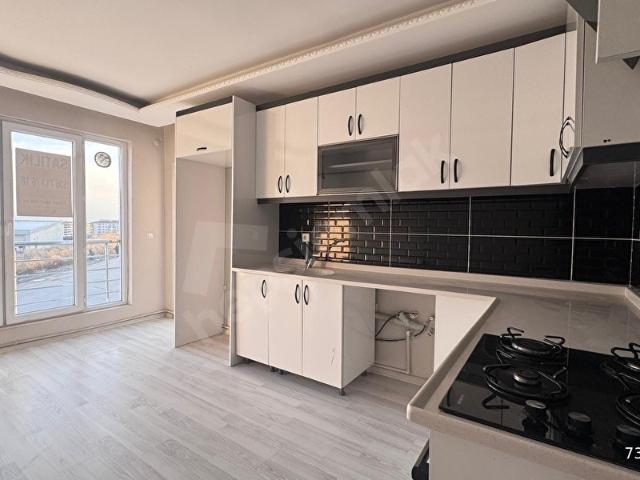 KALECİK EMLAK'TAN YENİ BİNADA ORTA KAT ASANSÖRLÜ EBEVEYN B. 3+1