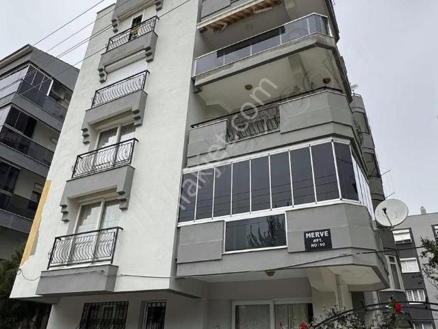 Kale'den Panoramik Manzaralı Şehir Merkezinde Satılık 4+1