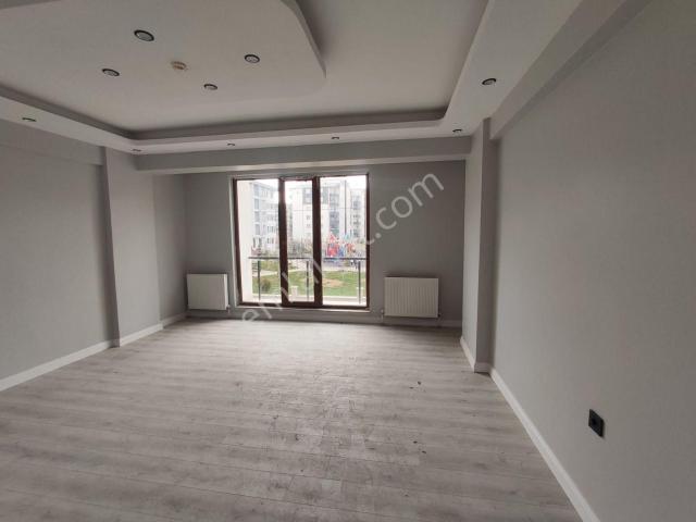 Kaleyolunda 150 M2 Yeni Yapı 3+1 Lüx Daire