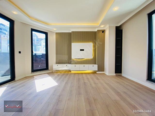KALİTE VE LÜKS BİR ARADA 3+1 ASANSÖRLÜ ÖZEL YAPIM ARA KAT DAİRE
