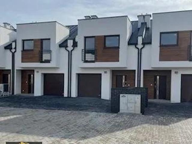 Nowoczesny bliźniak 141 m2 z garażem i tarasem