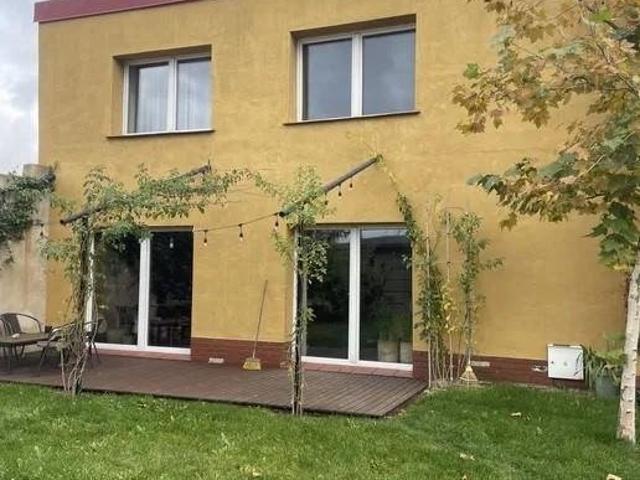 Duża działka z domem i budynkami użytkowymi w Kaliszu
