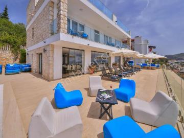 Kalkan Kalamar Koyunda Muhteşem Deniz Manzaralı Lüks 6+1 Villa