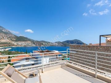 Kalkan Old Towna Yakın Deniz Manzaralı 3+1 Villa