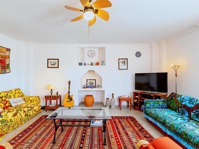 Kalkan Oldtown'da 4+1 Deniz Manzaralı Villa
