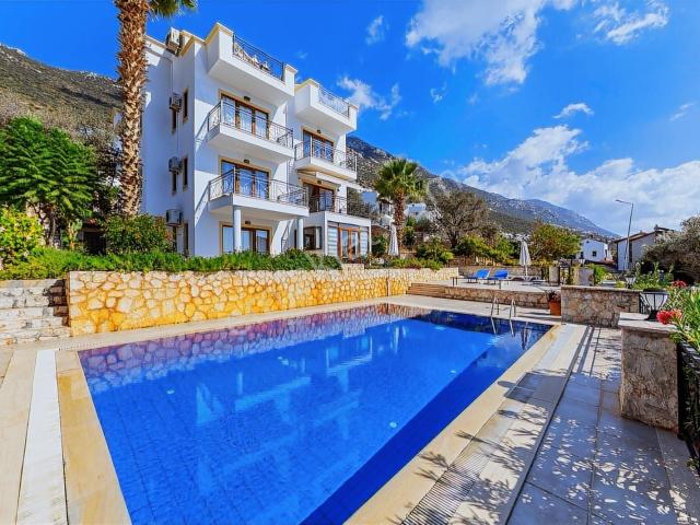 Kalkan'da 3+1 Deniz Manzaralı Dublex Daire