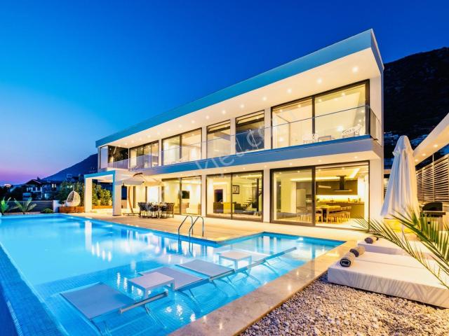Kalkan'da 3 Adet Super Lüks Villa