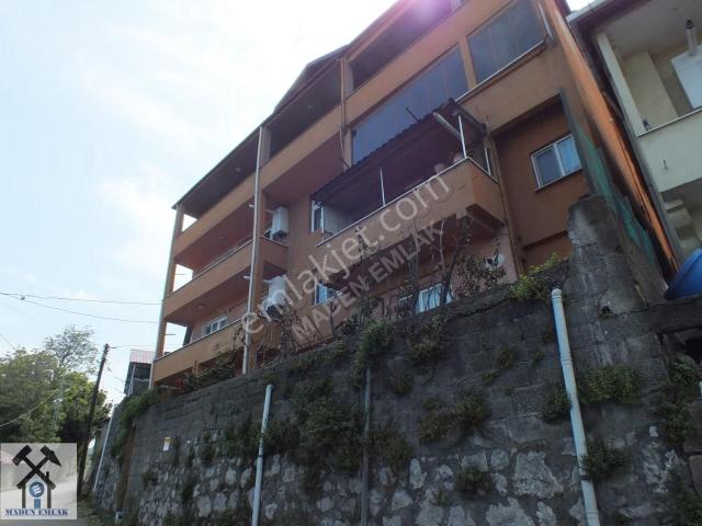 Kapuz Plajı Manzaralı, Denize Yakın Kiralık 1+1 Daire