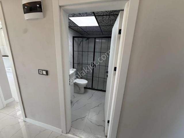 Kapaklı'da Eşsiz 60 M² Teraslı Sıfır İskanlı Otoparklı 2+1 Daire
