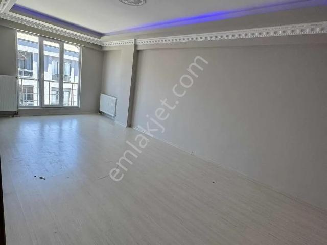 Kapaklı Erbay Cad Mevki Ptt Yanı 2+1 Kiralık Daire