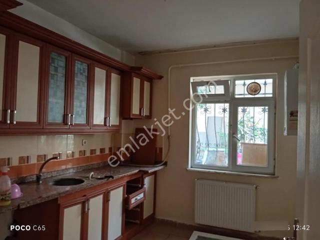 Kapaklı Kaymakamlığının Hemen Arkasında Emniyet, Hastane Ve Okullara Yürüme Mesafesinde Kiralık 2+1