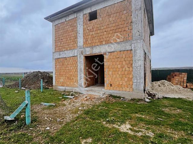 Kapaklı Karlı Mahallesi 4+1 Villamız