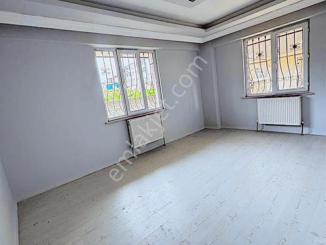 Kapaklı Ömer Halisdemir De 2+1 Kiralık Yüksek Giriş