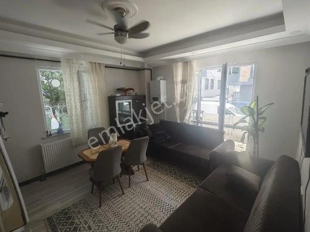Kapaklı Ömerhalisdemirde 2+0 Ön Cephe 1 Yıllık Daire