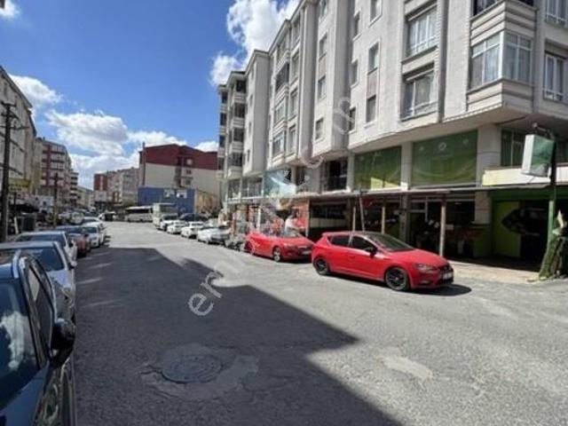 Kapaklı Merkezde 136 M² İskanlı Asansörlü Ara Kat 3+1 Daire