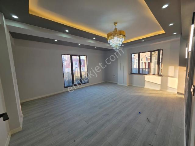 Kapaklının En Nezih Bölgesinde Arakat Ön Cephe 2+1 Satılık Daire