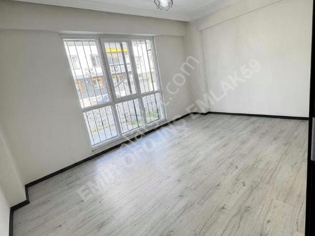Kapaklı Yunus Emre Mah 2+1 Kiralık Daire