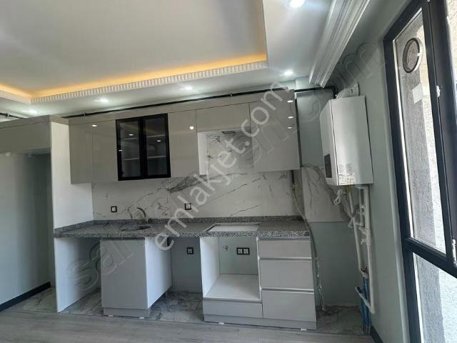 Kapaklı Yunusemre'de 1+1, 60m² Kiralık Daire