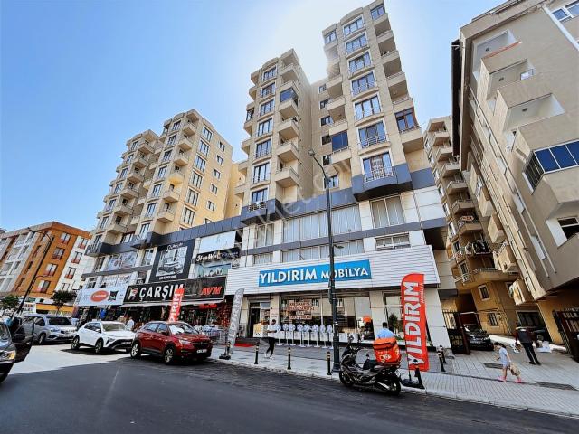 Kapalı Otoparklı Sitede Satılık Ara Kat 2+1 Daire