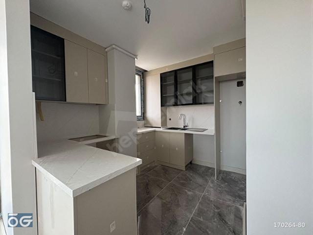 'KAPALI OTOPARKLI, HAVUZLU, FULL DONANIMLI 2+1 SATILIK DAİRE'