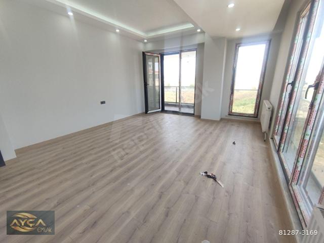 KAPALI OTOPARKLI LÜKS ARAKAT VE SONKAT AYÇADAN SATILIK LÜKS 3+1 SIFIR DAİRE