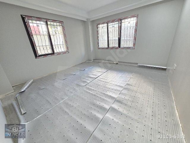 KAPALI OTOPARKLI LÜKS BİNADA ÜSKÜDAR BULGURLU SIFIR 2+1 DAİRE