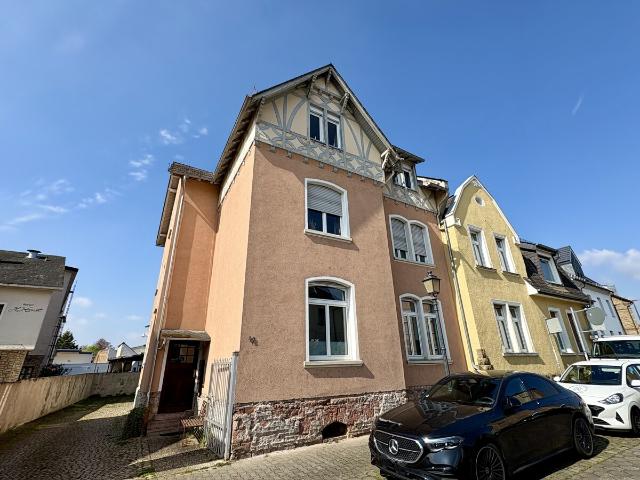 „Kapital & Zuhause“ Modernisiertes 3 Familienhaus in zentraler Lage von Eltville