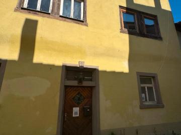 Kapitalanlage mit 4 WE, 6 Stellplätzen Zentral gelegen