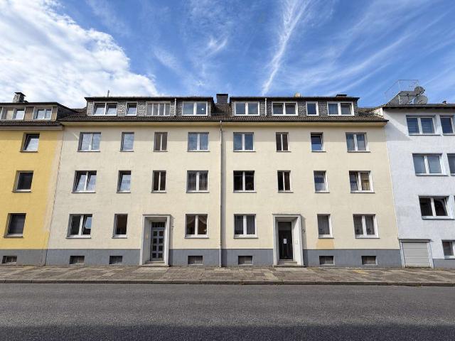 Kapitalanlage mit 14 Wohneinheiten und Garten