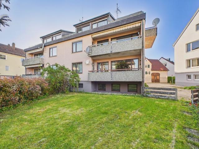 Kapitalanlage mit Lagebonus. 3FH mit Einliegerwohnung, Garage, 2 SP, Garten, Keller