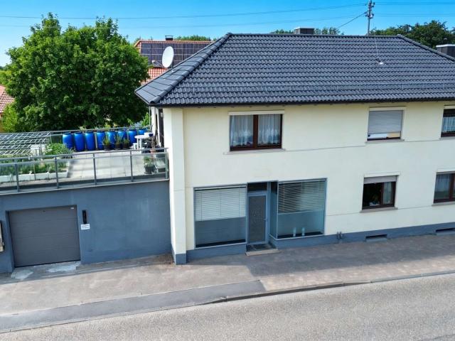 Kapitalanlage mit Potenzial – Wohn und Geschäftshaus mit 3 vermieteten Einheiten
