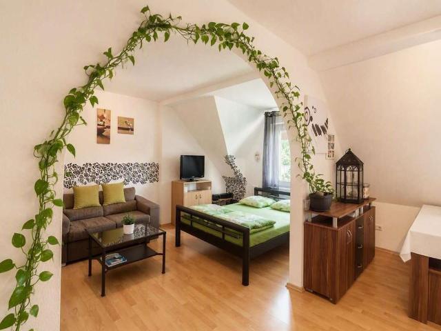 KAPITALANLAGE ODER EIGENNUTZ! 3 Zimmer Wohnung + 3 Garagen in Ginsheim Gustavsburg