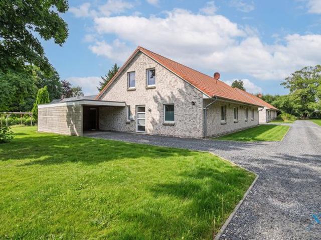 Kapitalanlage oder Eigennutzung in Humptrup – Zweifamilienhaus mit zwei Haushälften