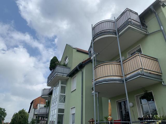 Kapitalanlage oder Eigennutzung* 2 Zimmer Wohnung mit verglastem Wintergarten in Dresden Gohlis !