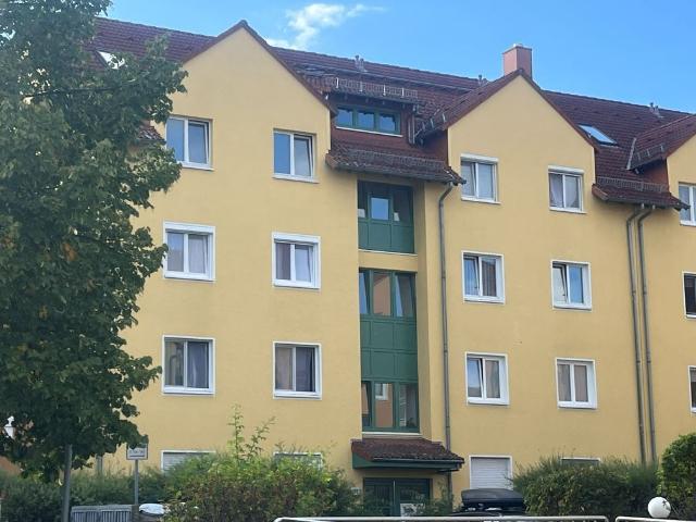 Kapitalanlage Attraktive, vermietete Eigentumswohnung mit Balkon und Stellplatz!