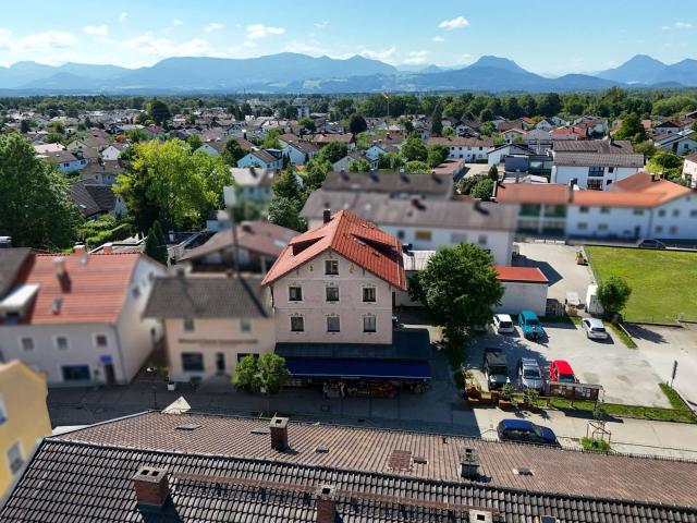 Kapitalanlage am Schloßberg: Wohn und Geschäftshaus in gefragter Lage