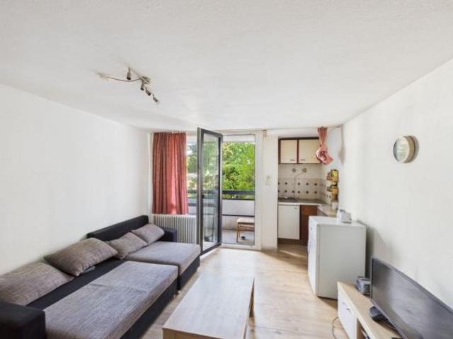 Kapitalanlage am Wöhrder See: Vermietete 1 Zimmer Wohnung ohne Sanierungsbedarf