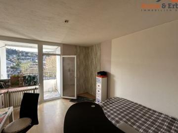 Kapitalanlage im Hochhaus: Vermietete 1 Zimmer Wohnung mit Balkon in Bad Soden Salmünster