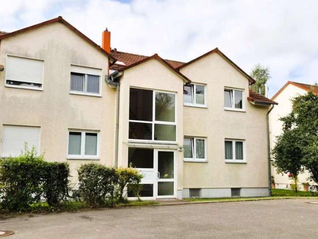 Kapitalanlage in Brieselang: Vermietete 3 Zimmer Wohnung mit Terrasse, Gäste WC & Stellplatz