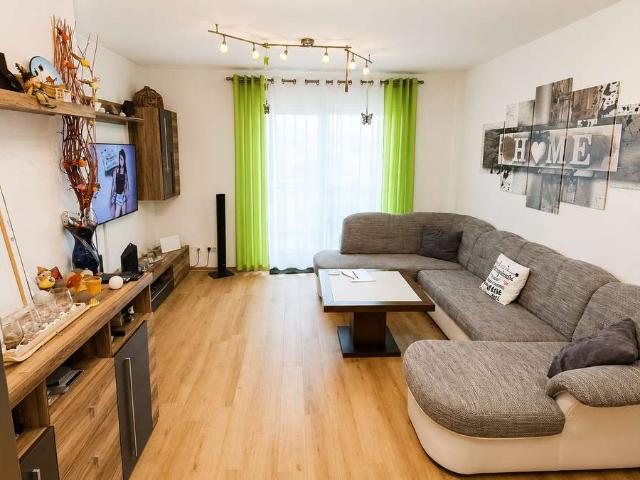 Kapitalanlage in Rastatt Zay + schöne 2 Zi. ETW + Balkon + TGST + vermietet + Aufzug