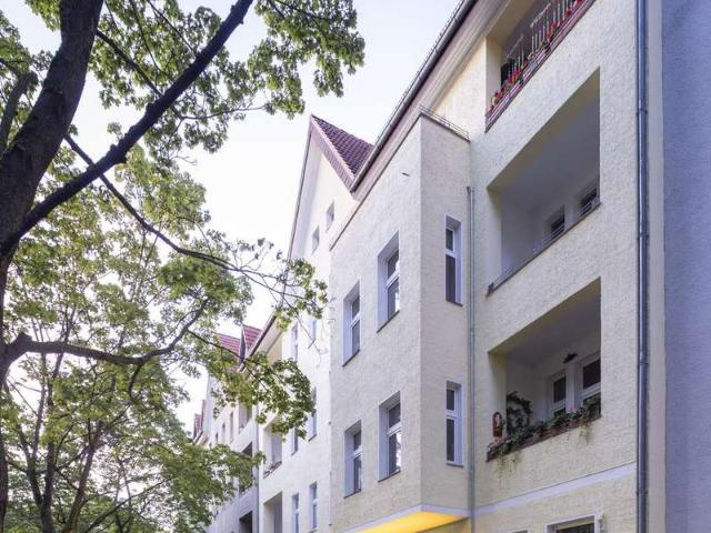 Kapitalanlage in Reinickendorf: Vermietete 2 Zimmer Altbauwohnung mit perfektem Grundriss!