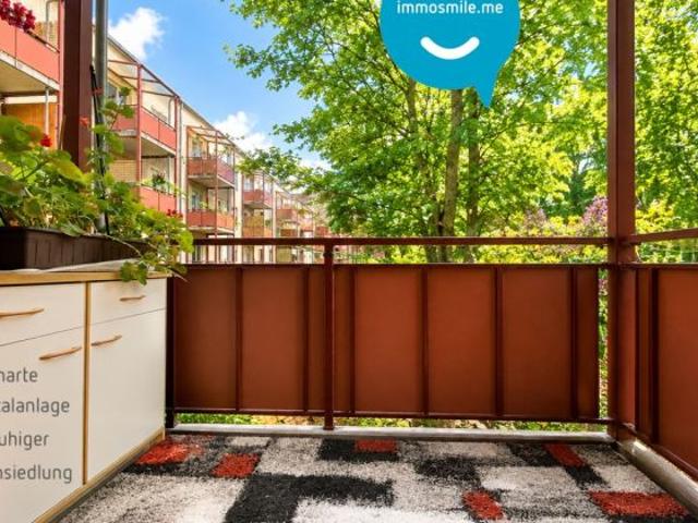 Kapitalanlage • vermietete 2 Zimmer • mit Balkon • Küche • ruhige Wohnsiedlung