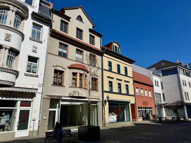 Kapitalanlage: Wohn und Geschäftshaus mit 3 Wohneinheiten und 1 Gewerbeeinheit in Top Lage