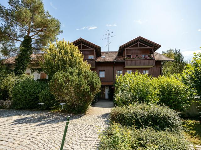 Kapitalanlage! 2 Zimmer Erdgeschosswohnung mit Terrasse und eigenem Garten