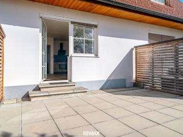 Kapitalanleger Vermietete Maisonette Wohnung mit Terrasse, Eigengarten und Carport