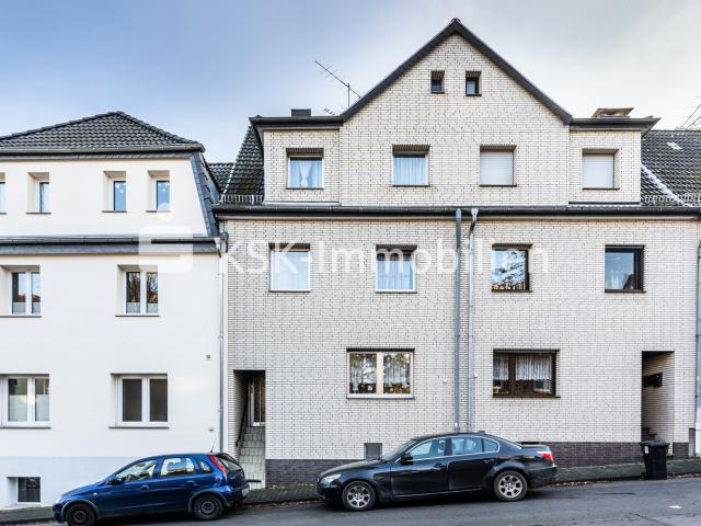 Kapitalanleger aufgepasst! Solide vermietetes Haus in ruhiger Lage