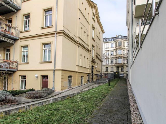 Kapitalanleger aufgepasst! Vermietete 3 Raum ETW mit Terrasse in der beliebten Südvorstadt