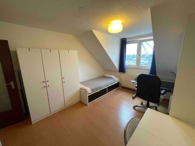 Kapitalanleger aufgepasst! Zentral gelegene 1 Zimmer Studentenwohnung mit Küche in Mannheim