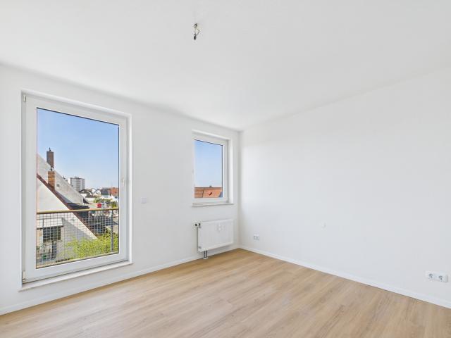 Kapitalanleger aufgepasst, 3 Zi, 2 Balkone, frisch sanierte Wohnung und bereits vermietet in Mainaschaff