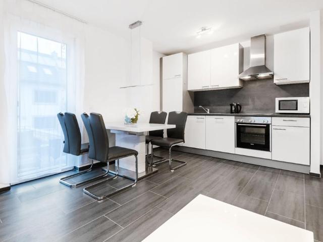 Kapitalanleger! Sehr gut vermietete 2 Zimmerwohnung in Frankfurt